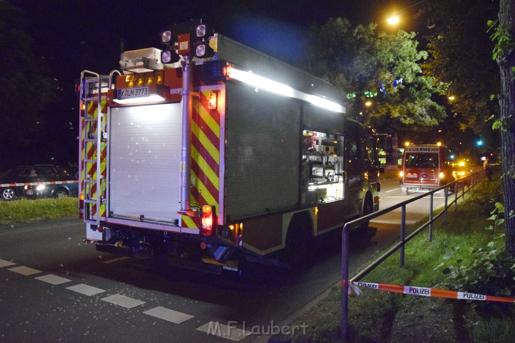 Koelner Seilbahn Gondel blieb haengen Koeln Linksrheinisch P876.JPG - Miklos Laubert